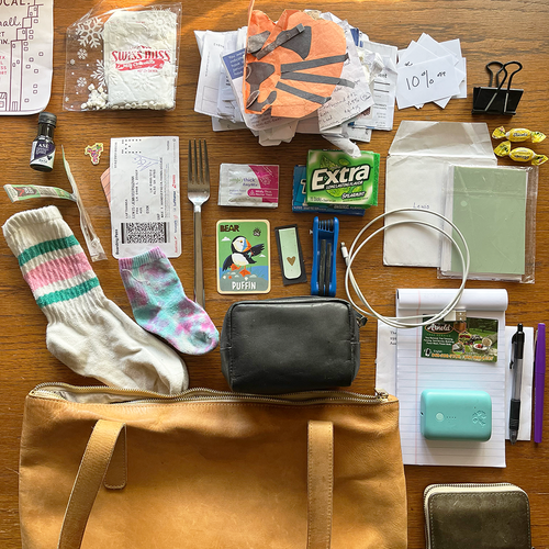 What's inside my bag - hint, it's NOT pretty!